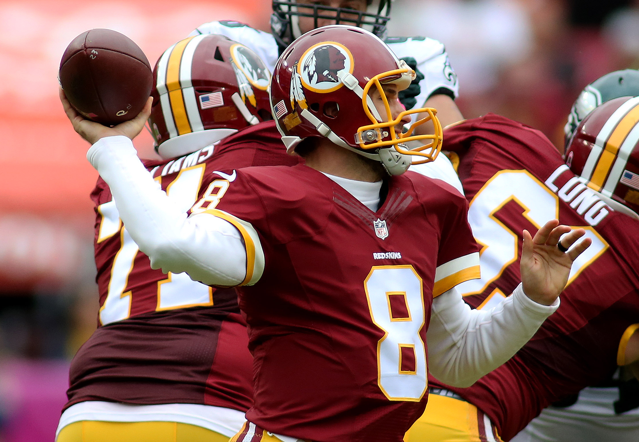 04 October, 2015: during a match between the Washington Redskins and the Philadelphia Eagles at FedEx Field in Landover, Maryland. (Photo By: Daniel Kucin Jr./Icon Sportswire)