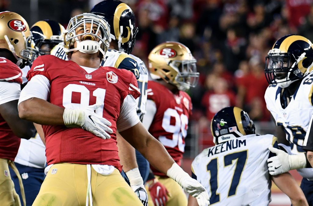 Οχτώ ομάδες με αντίθετες πορείες